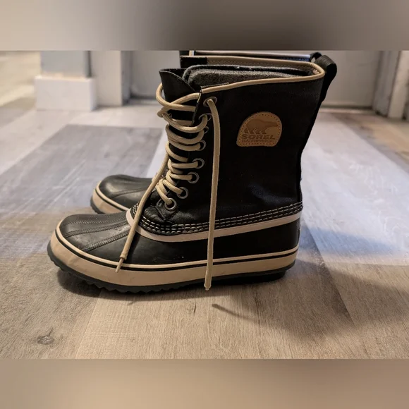 Sorel | Shoes | Sorel 964 Cvs Duck Boots Size 75 | Poshmark display picture 1